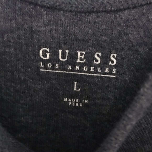 GUESS Crop Top - Picture 2 of 3